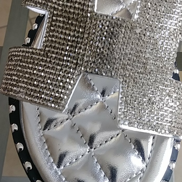 Anna Bling Slip On - Picture 7 of 8